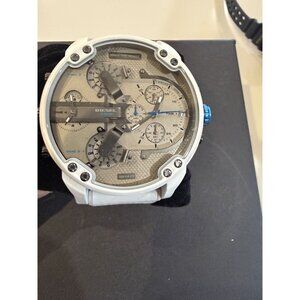 Diesel Mr. Daddy 2.0 Men's Watch with Oversized Chronograph Watch Dial